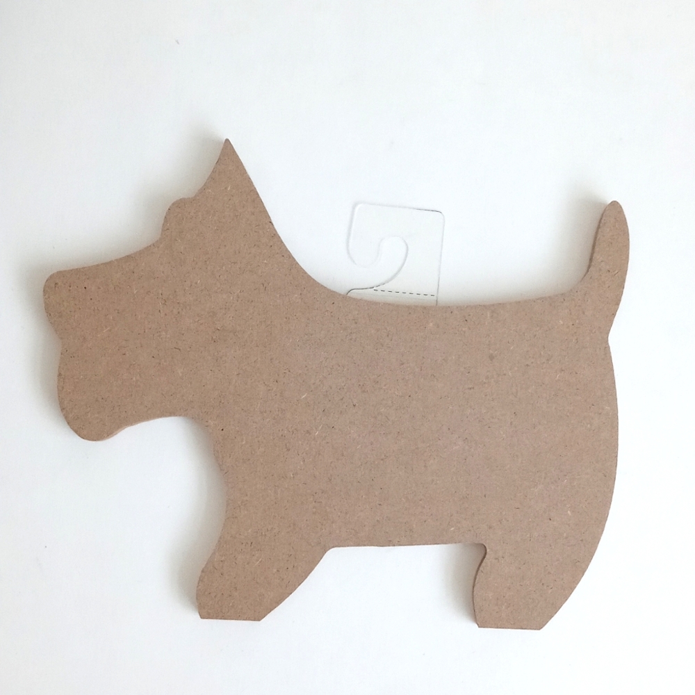 Brown Scottie Dog-Shaped Ornament for Arts and Crafts and Painting